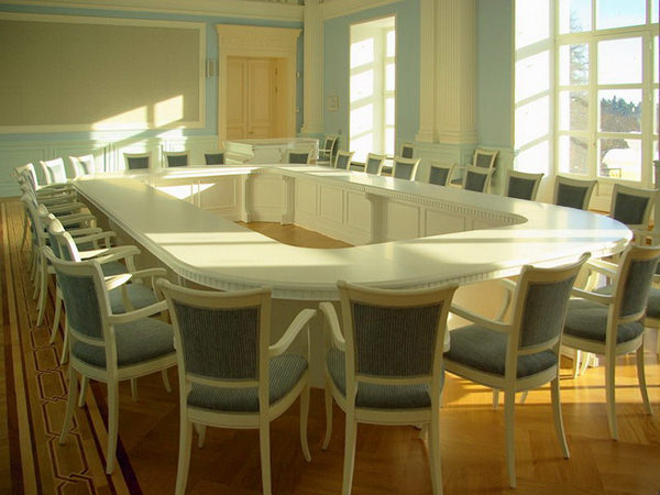 Мебель для обустройства переговорных и конференц-залов